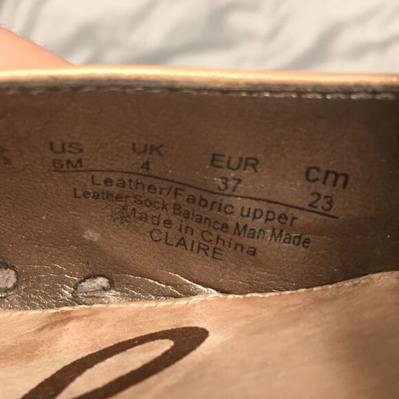 Sam Edelman • Tan Stiletto Pointed Toe with Ankle Cuff Size 6 - Picture 6 of 7